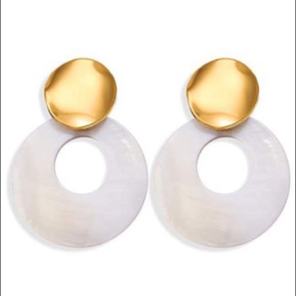 White Marble Shell Round Gold Drop Earrings - Picture 3 of 3